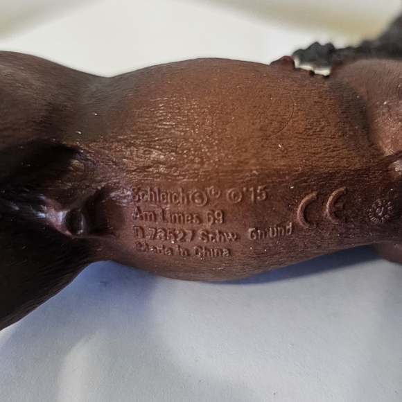 Schleich Clydesdale Bay Gelding Draft Horse 13808 - Picture 7 of 7